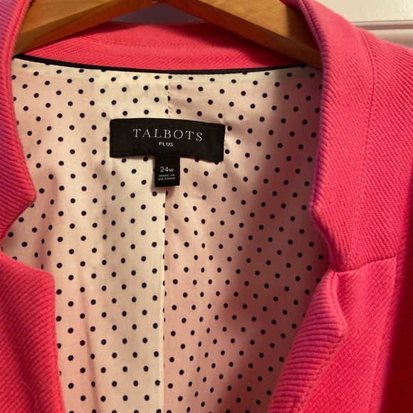 Beautiful hot pink Talbots blazer with white and black polka dot liner. - Picture 7 of 7
